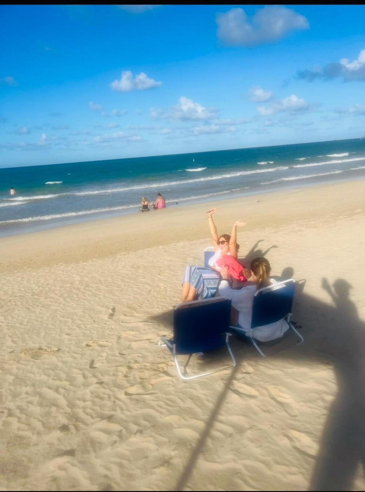 Isla Verde Frente A La Playa Y Piscina, Centrico Y Accesible سان خوان المظهر الخارجي الصورة